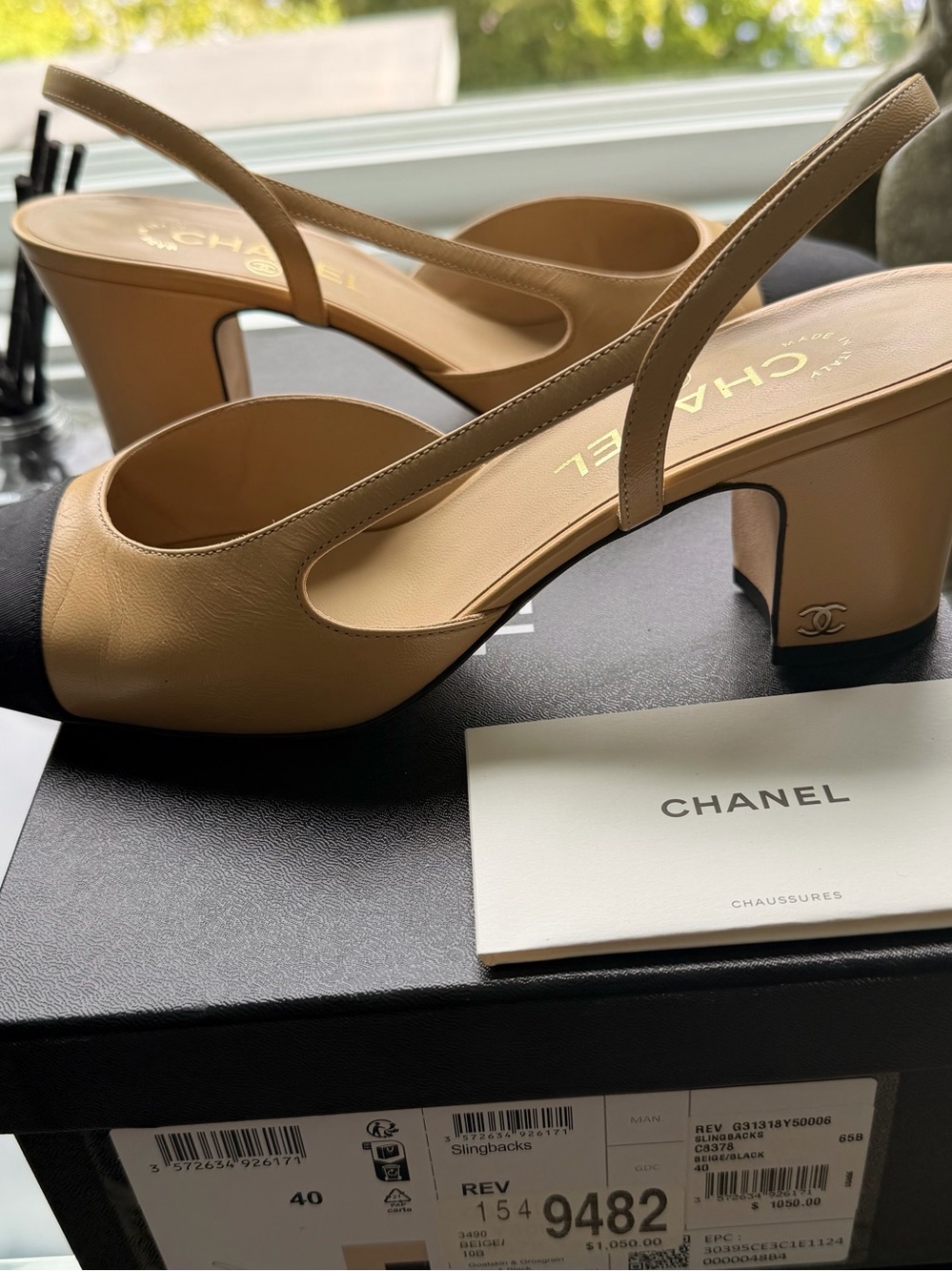 Chanel Interlocking CC Logo Goat Leather Slingback Pumps Sz 40.5 Black & Beige - Picture 4 of 5